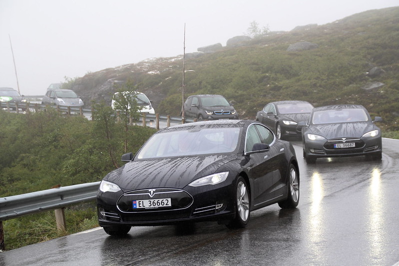 Samochody elektryczne zalewają norweski rynek | localmarket.no