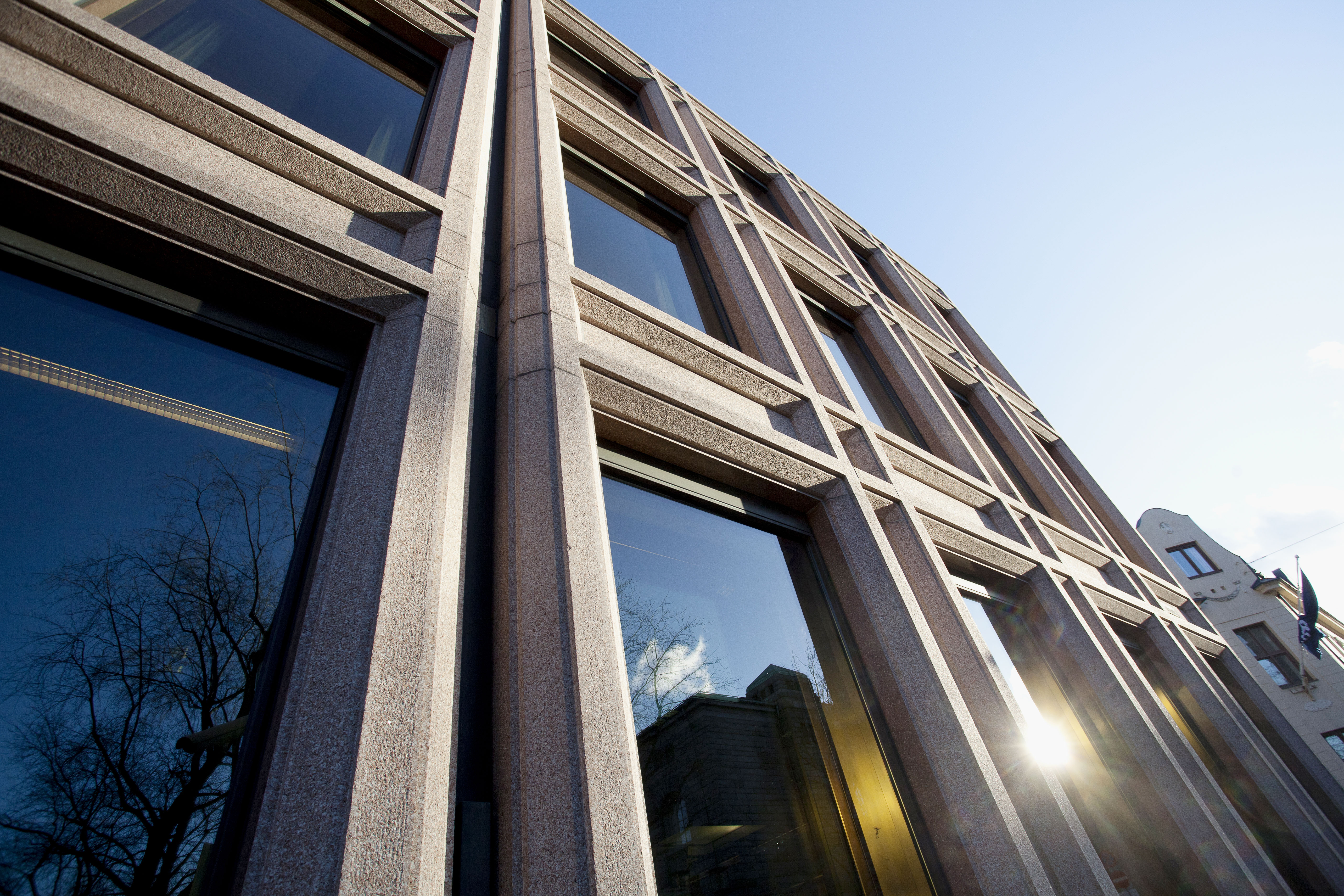 Norges Bank podniósł stopy do 4,50 proc. i nie wyklucza podwyżek | localmarket.no