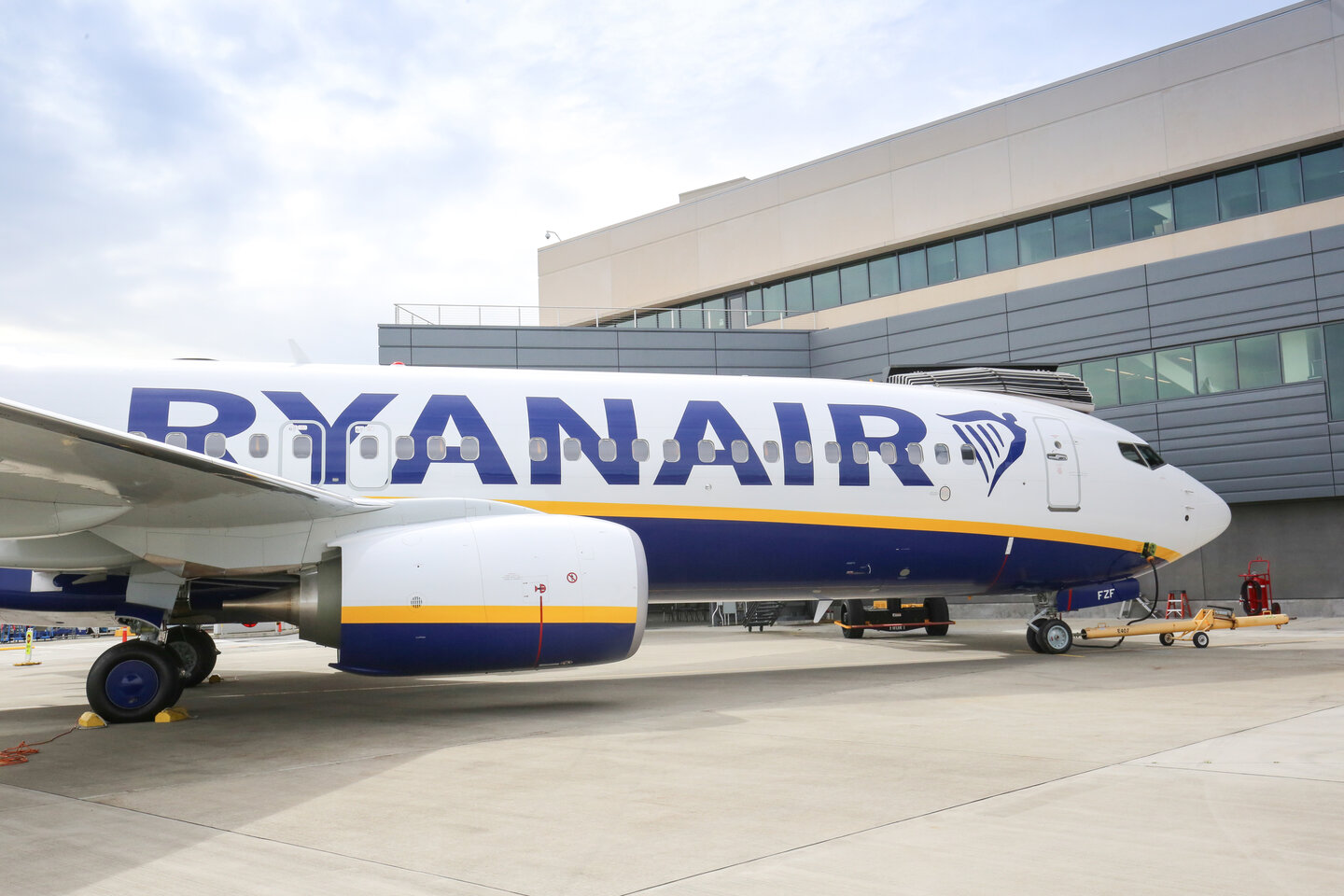 Ryanair zwiększa limit bezpłatnego bagażu podręcznego | localmarket.no